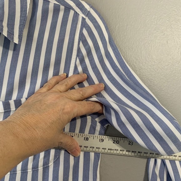 BeachLunchLounge Arielle Stripe Long Sleeve Lyocell Blend Button-Up Shirt Size M - Picture 7 of 10